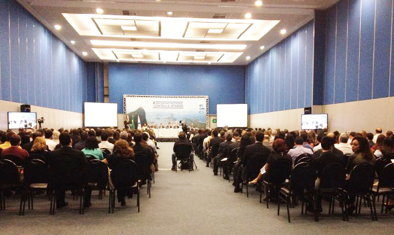 Release 033 - Auditores do ES debatem sobre Lei de Acesso  Informao e Lei Anticorrupo durante o X Encontro Nacional do Conaci